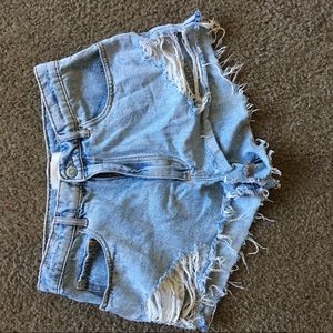 Garage vintage like high waist shorts